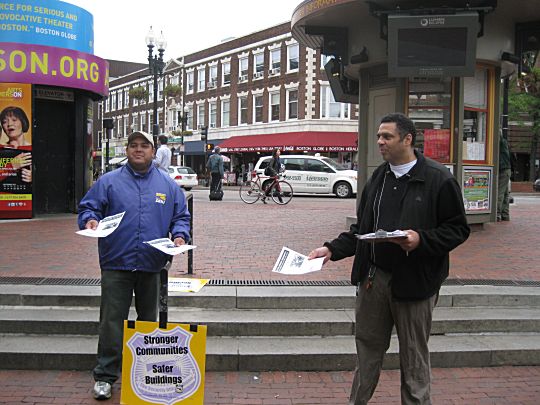 Harvard Security Guard members of SEIU local 615 flyer for their negotiations with their employer.