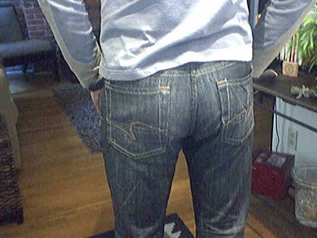 jeans 02 060911.jpg