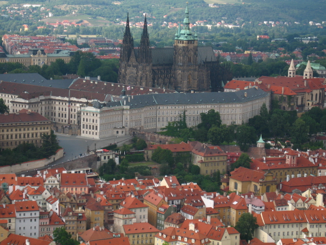 Prague Castle.jpg